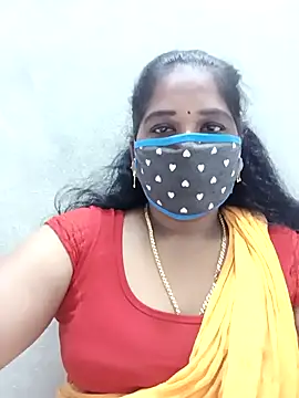 Snapshot of MaaliiiPonuTamil chatting on October 2025 01:41:02 PM MaaliiiPonuTamil online show from October 2025 01:41:02 PM