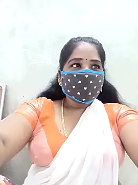 Snapshot of MaaliiiPonuTamil chatting on October 2025 01:19:02 AM MaaliiiPonuTamil online show from October 2025 01:19:02 AM
