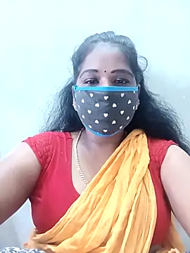 Snapshot of MaaliiiPonuTamil chatting on October 2025 01:09:01 AM MaaliiiPonuTamil online show from October 2025 01:09:01 AM