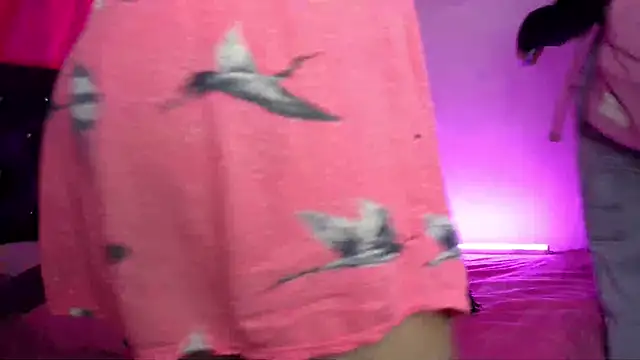 Kadybrown online show from November 2025 01:25:02 PM