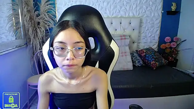 NathaliaSweet 11 online show from February 2026 02:03:01 PM