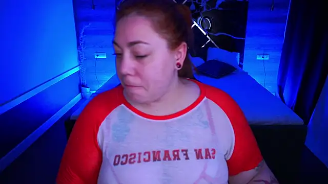 Snapshot of Kittywakee chatting on September 2025 08:03:02 PM Kittywakee online show from September 2025 08:03:02 PM