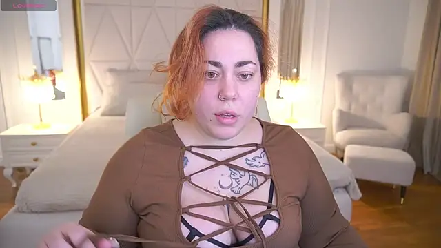 Kittywakee online show from April 2026 09:04:02 PM