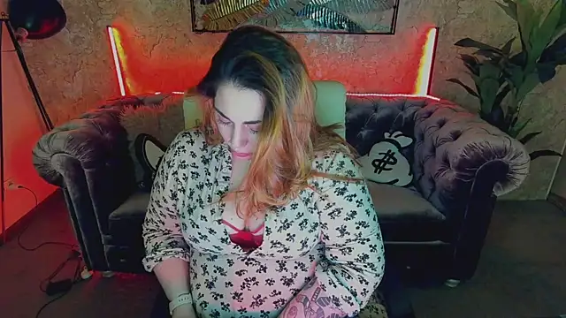 Snapshot of Kittywakee chatting on March 2025 03:36:02 AM Kittywakee online show from March 2025 03:36:02 AM