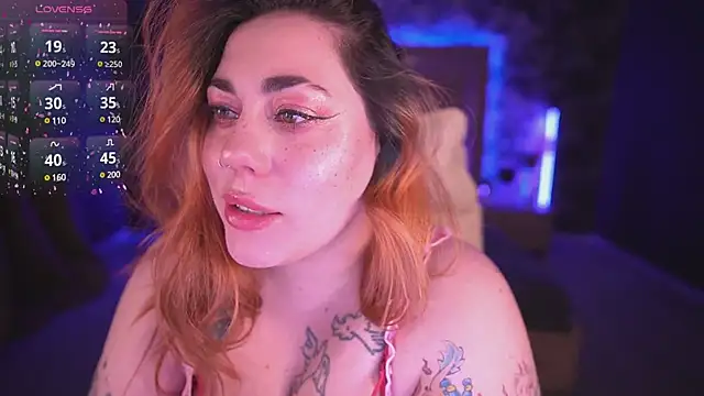 Snapshot of Kittywakee chatting on March 2025 01:24:02 AM Kittywakee online show from March 2025 01:24:02 AM