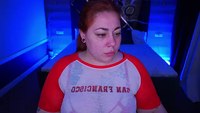 Snapshot of Kittywakee chatting on September 2025 08:15:01 PM Kittywakee online show from September 2025 08:15:01 PM