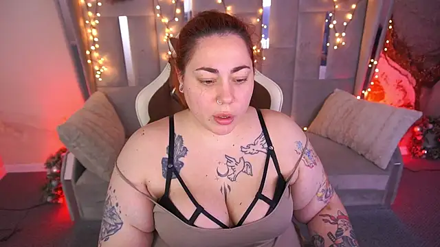 Snapshot of Kittywakee chatting on February 2026 10:43:01 PM Kittywakee online show from February 2026 10:43:01 PM