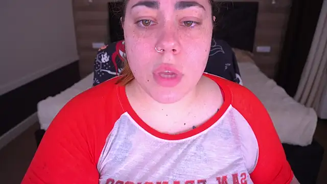 Snapshot of Kittywakee chatting on September 2025 07:57:01 PM Kittywakee online show from September 2025 07:57:01 PM