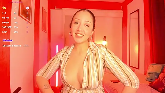 Snapshot of HeyTati chatting on September 2025 11:11:02 PM HeyTati online show from September 2025 11:11:02 PM