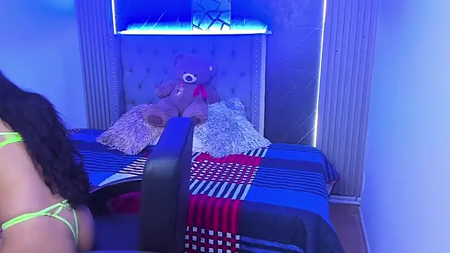 Snapshot of Susieeve chatting on February 2025 09:31:01 PM Susieeve online show from February 2025 09:31:01 PM