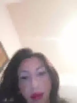 Snapshot of Daniela92@xh chatting on May 2026 04:22:02 PM Daniela92xh online show from May 2026 04:22:02 PM