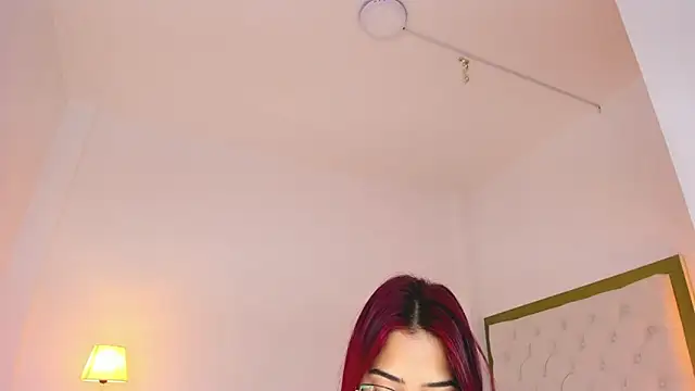 Snapshot of SofiaBosch chatting on May 2026 01:46:02 AM SofiaBosch online show from May 2026 01:46:02 AM