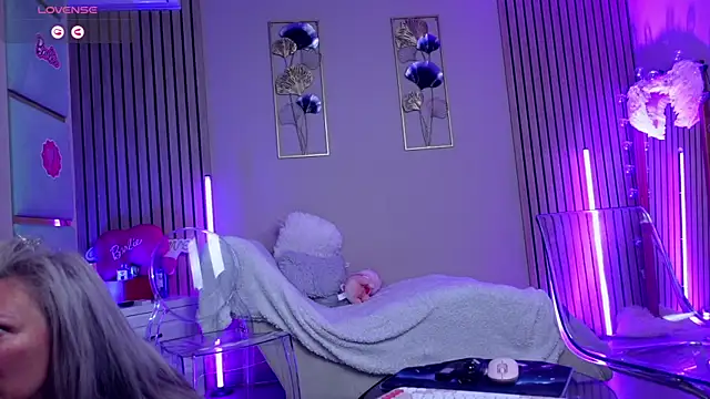 Alicia007 online show from March 2026 06:37:02 AM