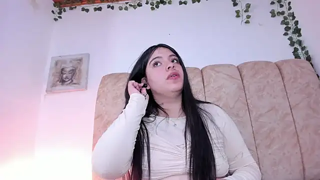 Naia x online show from March 2026 02:40:01 PM