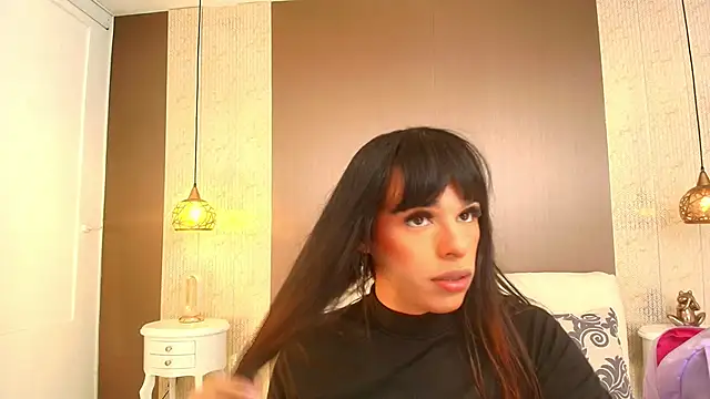 Snapshot of DannaDooll99 chatting on November 2025 11:37:01 AM DannaDooll99 online show from November 2025 11:37:01 AM