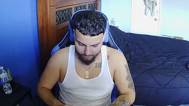 MasterKvn online show from February 2025 05:40:02 PM