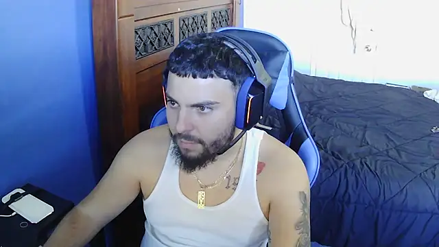 MasterKvn online show from March 2025 09:48:02 PM