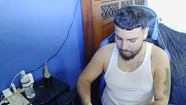 MasterKvn online show from February 2025 07:51:01 PM