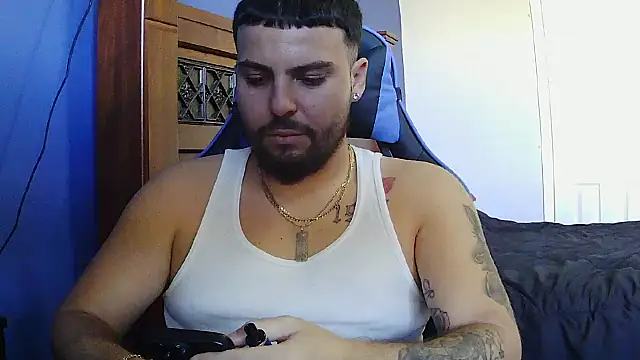 MasterKvn online show from February 2025 09:31:01 PM