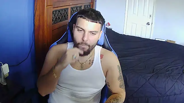 MasterKvn online show from February 2025 05:40:01 PM