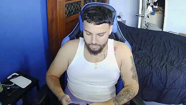 MasterKvn online show from March 2025 09:54:02 PM