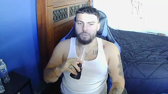 MasterKvn online show from February 2025 08:42:02 PM