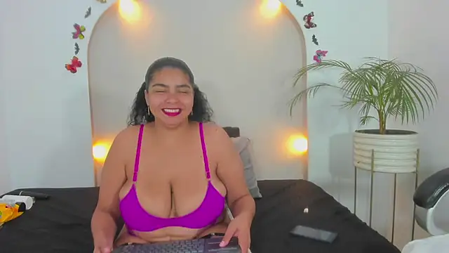 Sofii Cooper1 online show from November 2025 03:32:02 AM