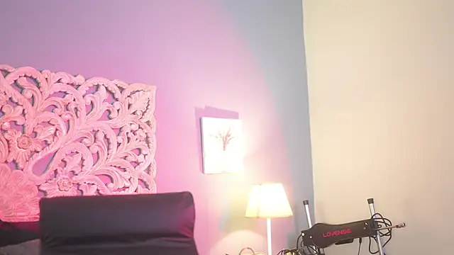 lupeebony online show from September 2025 07:47:01 PM