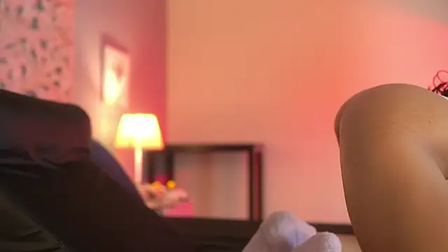 lupeebony online show from January 2026 07:51:02 PM