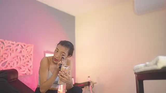 lupeebony online show from September 2025 07:46:02 PM
