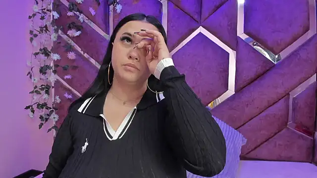 Victoria Rossy online show from December 2025 08:12:02 PM