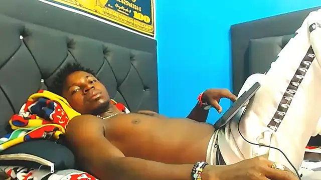 jaycolinss online show from February 2026 06:53:01 PM