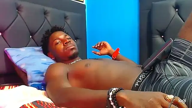 jaycolinss online show from February 2026 10:07:01 PM