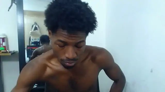 jaycolinss online show from November 2025 06:12:01 PM