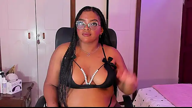 conielaurenth online show from September 2025 02:50:02 PM