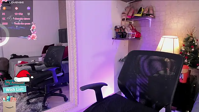 Mariana c1 online show from December 2025 03:28:04 PM