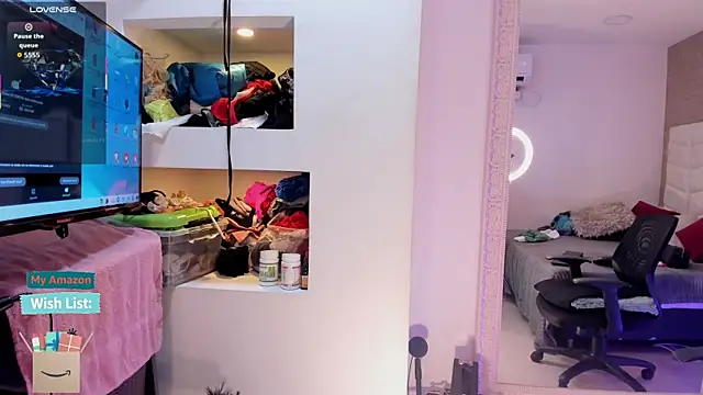 Mariana c1 online show from May 2026 02:01:01 PM