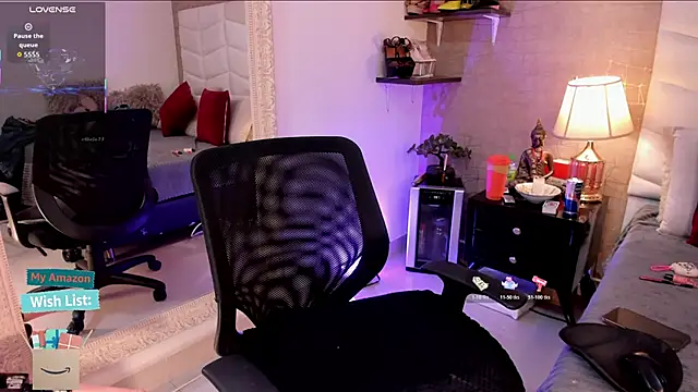 Mariana c1 online show from April 2026 05:30:01 PM