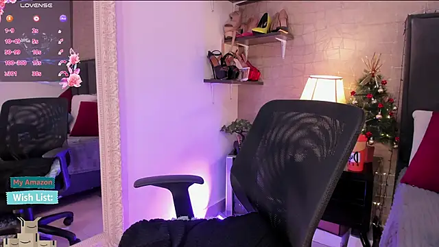 Mariana c1 online show from December 2025 03:14:02 PM