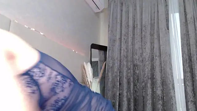 MiaRie online show from February 2026 04:12:02 AM