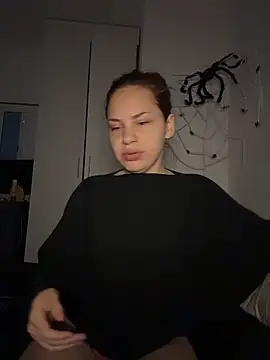 Snapshot of AgnesCampp chatting on December 2025 12:16:01 AM AgnesCampp online show from December 2025 12:16:01 AM