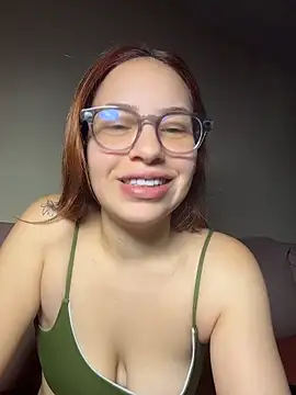 AgnesCampp online show from April 2026 06:25:02 PM