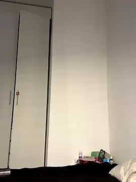 AgnesCampp online show from October 2025 05:05:01 PM