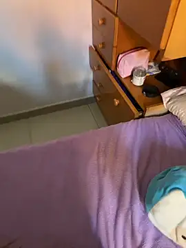 Snapshot of AgnesCampp chatting on February 2026 04:25:02 PM AgnesCampp online show from February 2026 04:25:02 PM