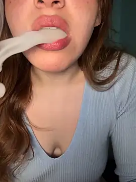 AgnesCampp online show from September 2025 10:21:02 PM