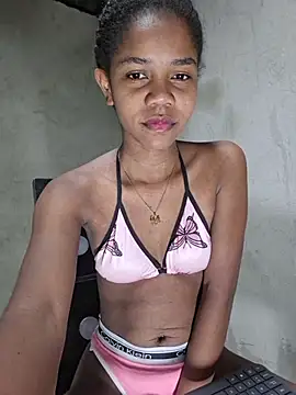 Luciia cute online show from July 2026 12:12:02 AM