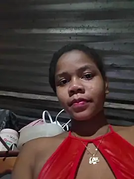 Luciia cute online show from May 2026 01:01:02 AM