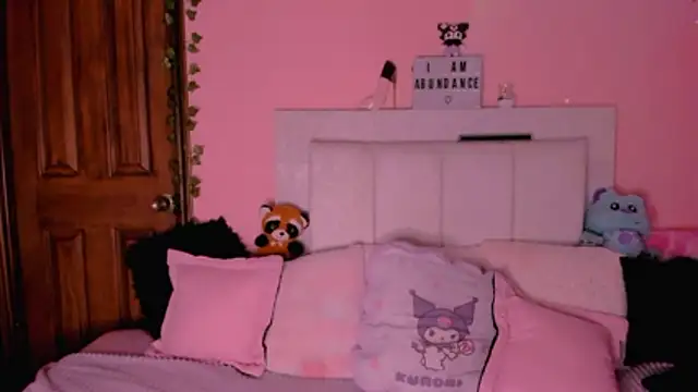 gabyye capprins online show from November 2025 12:25:01 AM