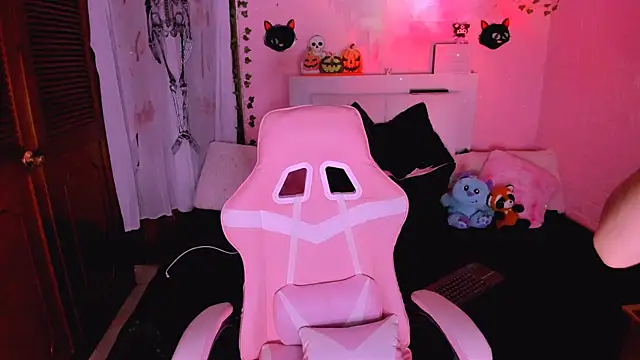 gabyye capprins online show from October 2025 12:53:02 AM