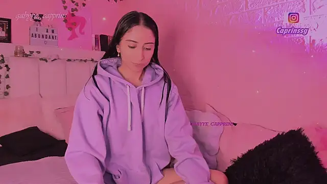 gabyye capprins online show from March 2026 12:32:02 AM